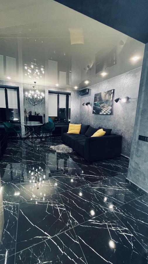 Luxury Design Apartments In The Center Of Kiev Exterior photo