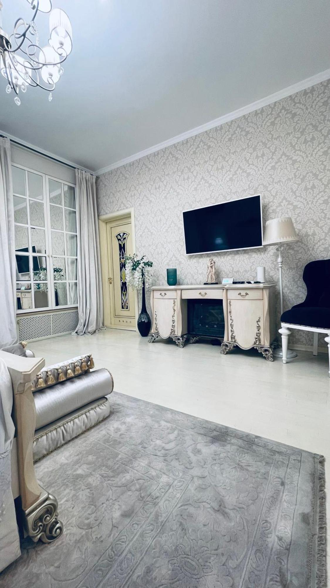 Luxury Design Apartments In The Center Of Kiev Exterior photo