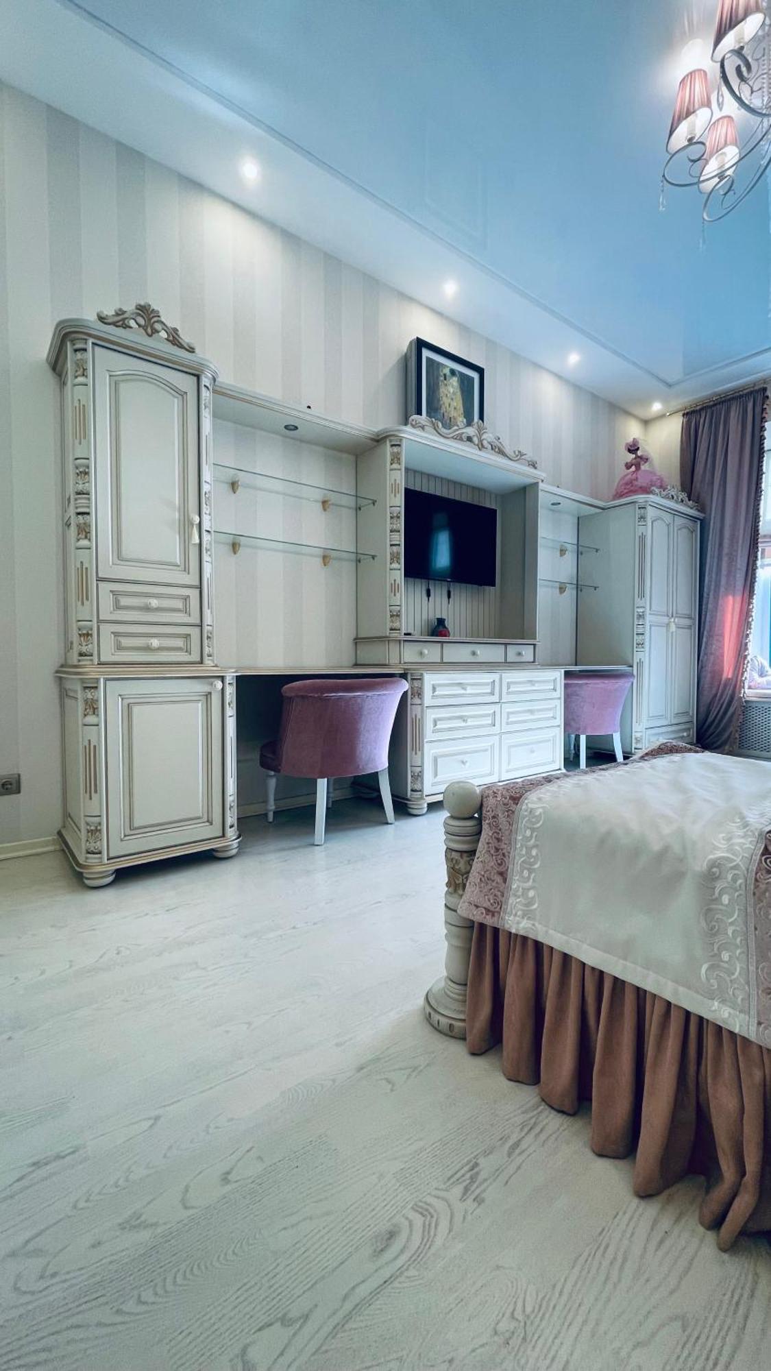 Luxury Design Apartments In The Center Of Kiev Exterior photo